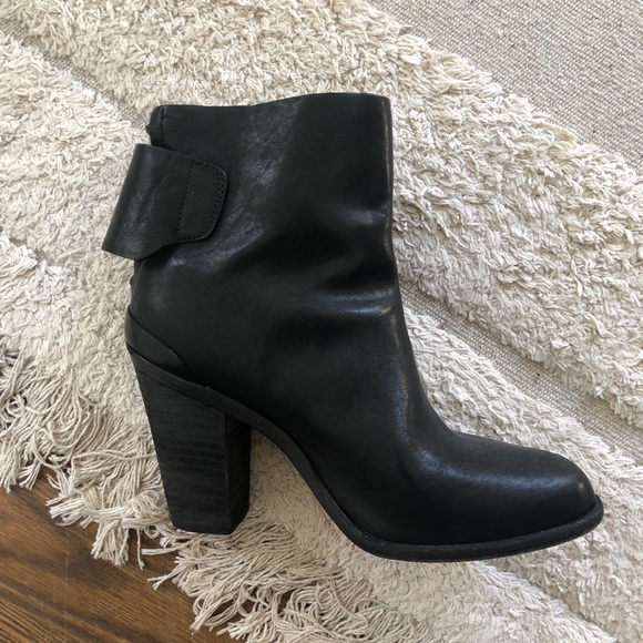 Rag & Bone black Newbury leather booties - Picture 1 of 7